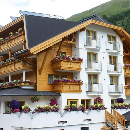 Haus Bergkristall オーバーグールグル エクステリア 写真